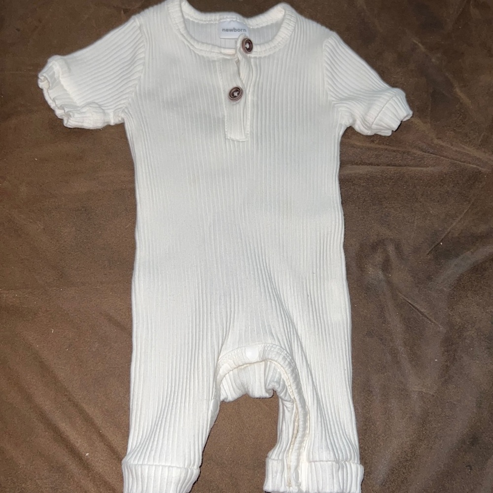 Newborn outfit